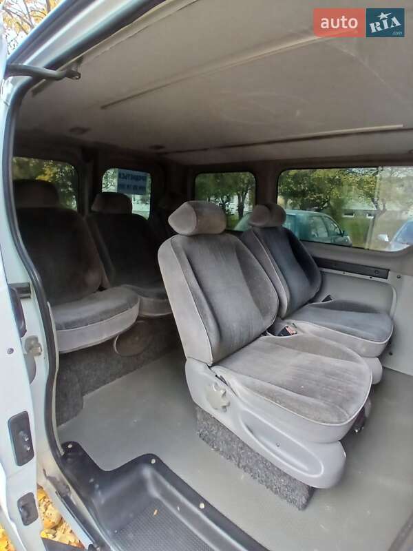 Минивэн Opel Vivaro 2007 в Новояворовске