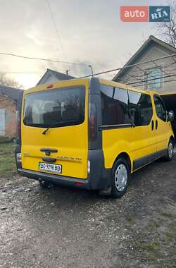 Минивэн Opel Vivaro 2003 в Борщеве