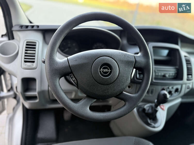 Минивэн Opel Vivaro 2013 в Ровно фото 15 Минивэн Opel Vivaro 2013 в Ровно