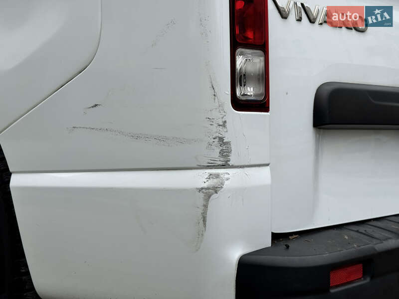 Минивэн Opel Vivaro 2015 в Львове