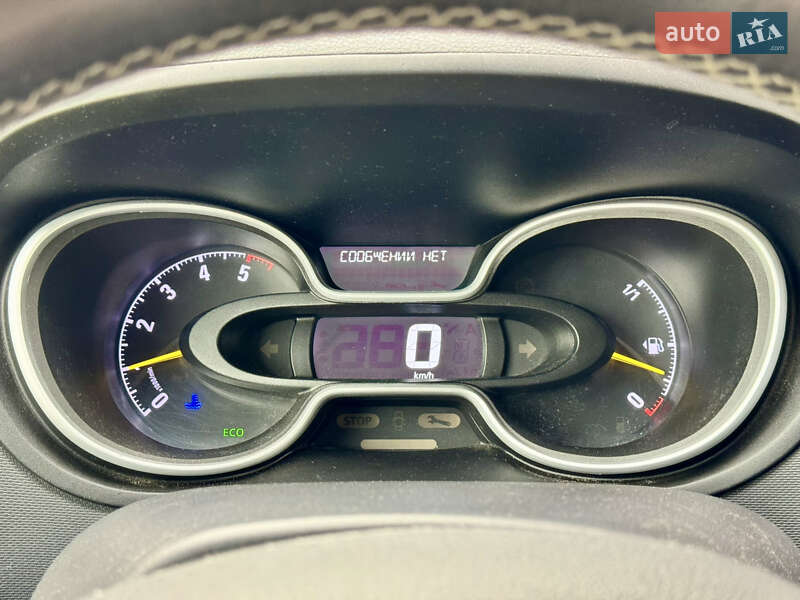 Минивэн Opel Vivaro 2015 в Львове