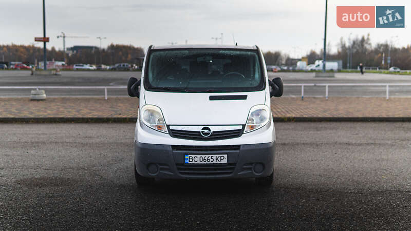 Минивэн Opel Vivaro 2008 в Львове