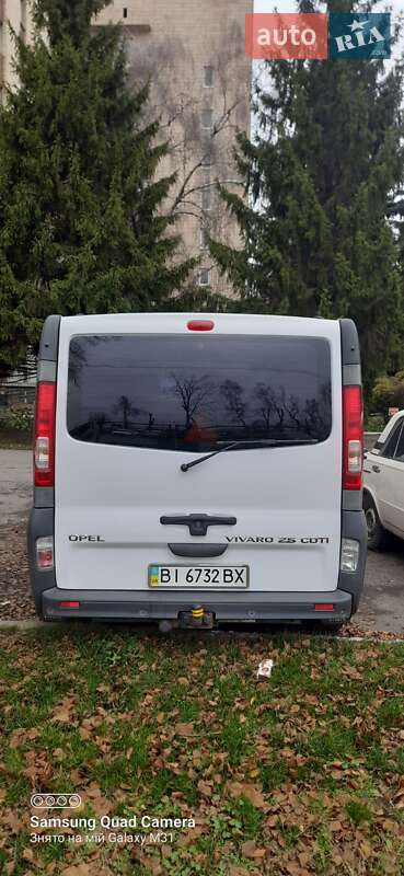 Минивэн Opel Vivaro 2008 в Полтаве