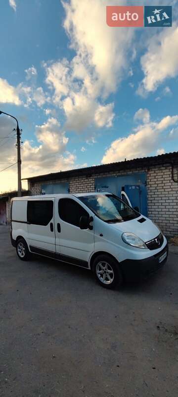 Минивэн Opel Vivaro 2012 в Запорожье фото 2 Минивэн Opel Vivaro 2012 в Запорожье