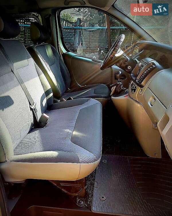 Минивэн Opel Vivaro 2007 в Запорожье фото 9 Минивэн Opel Vivaro 2007 в Запорожье