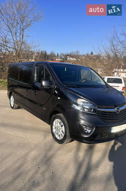 Мінівен Opel Vivaro 2015 в Надвірній