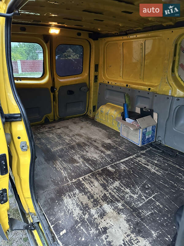 Вантажний фургон Opel Vivaro 2010 в Києві