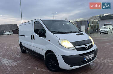Вантажний фургон Opel Vivaro 2011 в Сарнах