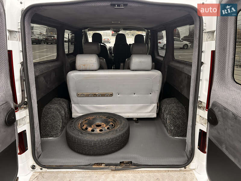 Минивэн Opel Vivaro 2015 в Киеве