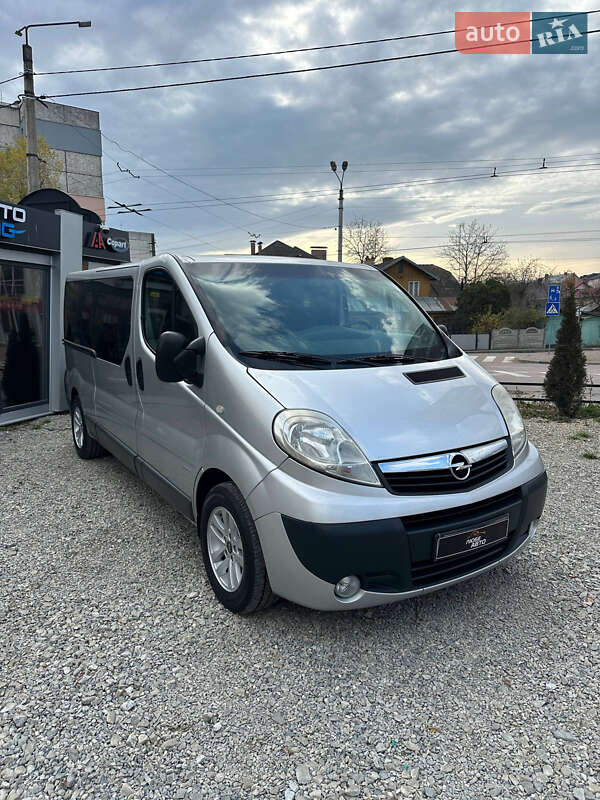 Минивэн Opel Vivaro 2013 в Ивано-Франковске фото 2 Минивэн Opel Vivaro 2013 в Ивано-Франковске