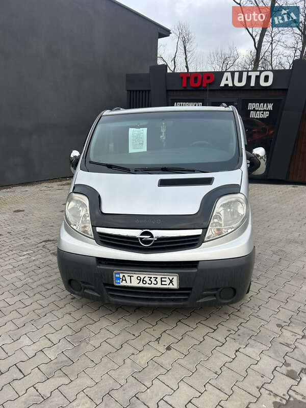Минивэн Opel Vivaro 2007 в Черновцах