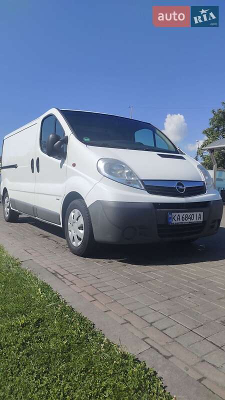 Грузовой фургон Opel Vivaro 2011 в Киеве фото 4 Грузовой фургон Opel Vivaro 2011 в Киеве