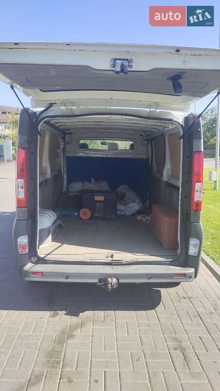 Грузовой фургон Opel Vivaro 2011 в Киеве фото 8 Грузовой фургон Opel Vivaro 2011 в Киеве