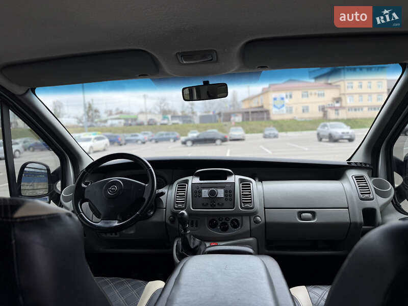 Минивэн Opel Vivaro 2009 в Виннице