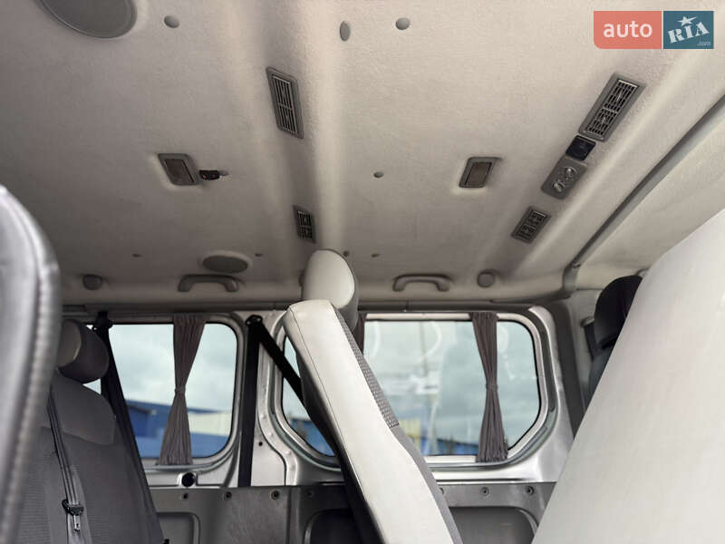 Минивэн Opel Vivaro 2009 в Виннице