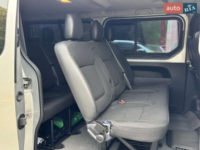 Минивэн Opel Vivaro 2017 в Харькове