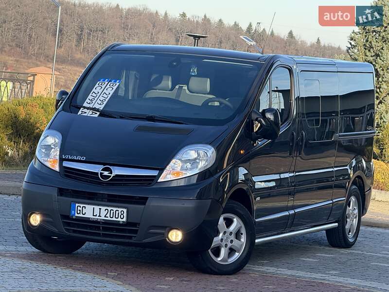 Opel Vivaro 2011