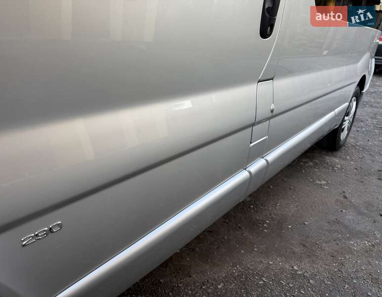 Минивэн Opel Vivaro 2012 в Львове