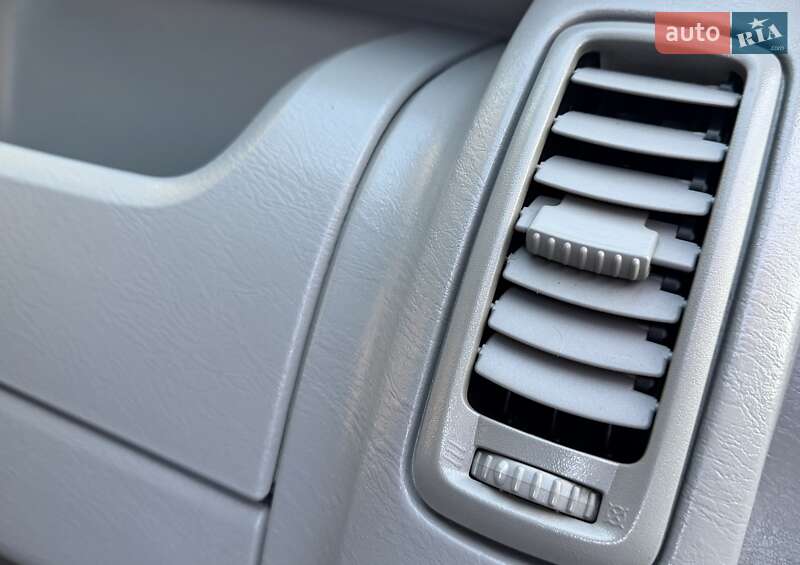 Минивэн Opel Vivaro 2012 в Львове