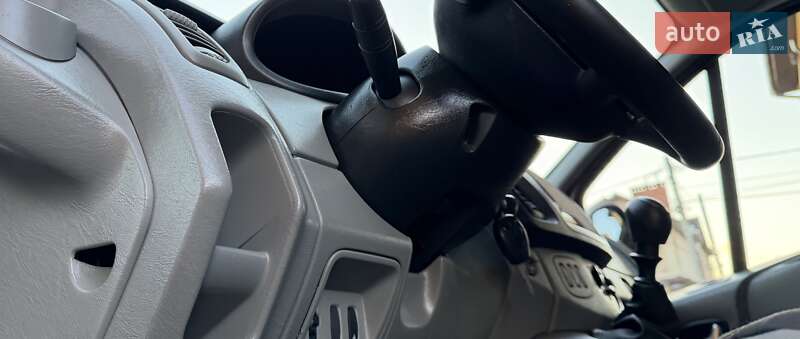 Минивэн Opel Vivaro 2012 в Львове