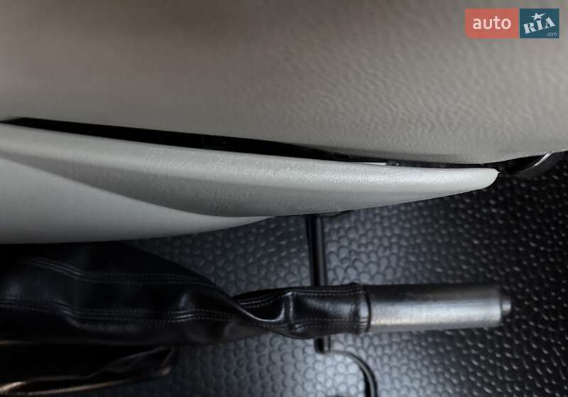 Минивэн Opel Vivaro 2012 в Львове