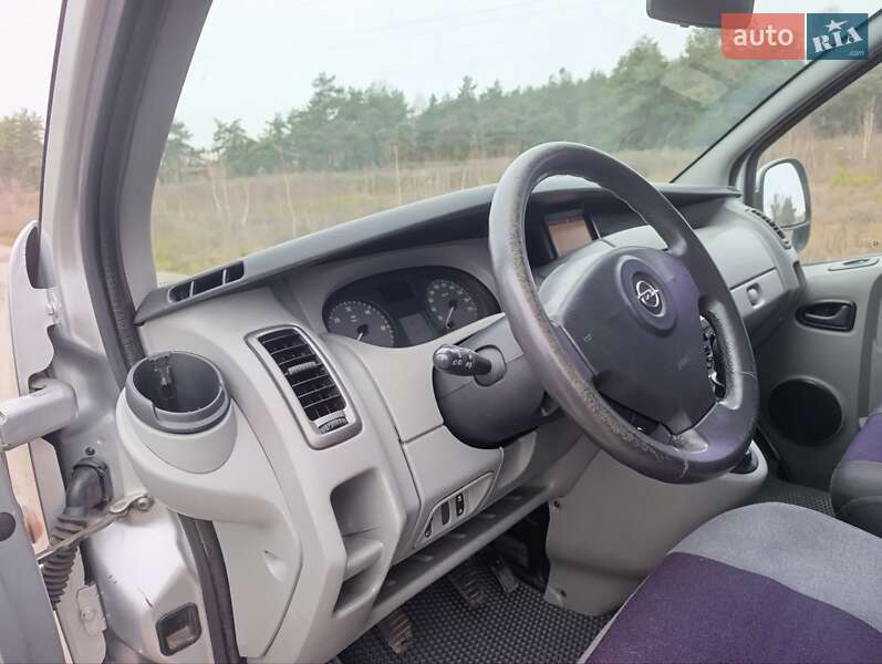 Минивэн Opel Vivaro 2010 в Ахтырке