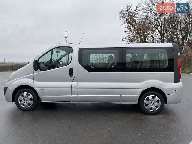 Минивэн Opel Vivaro 2013 в Виннице