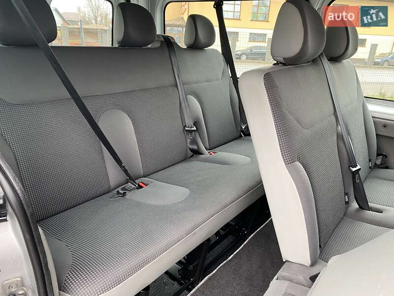 Минивэн Opel Vivaro 2013 в Виннице