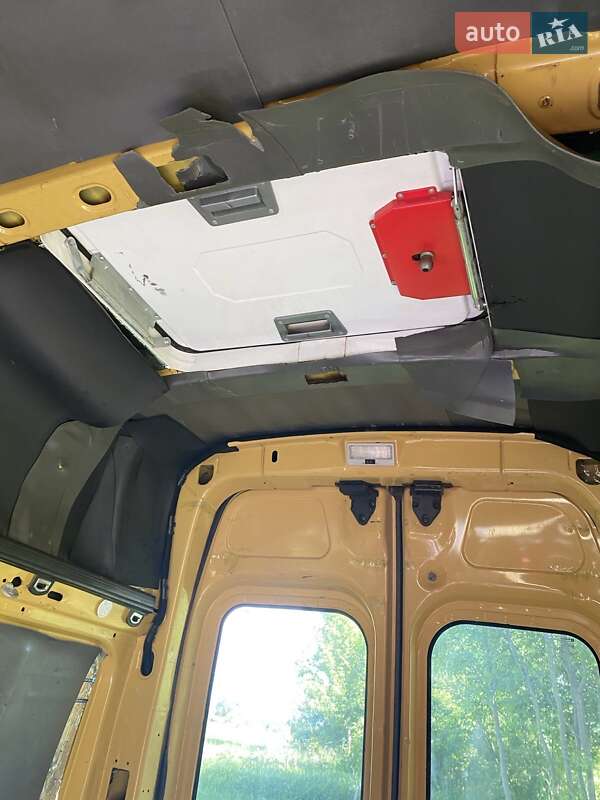 Минивэн Opel Vivaro 2007 в Киеве