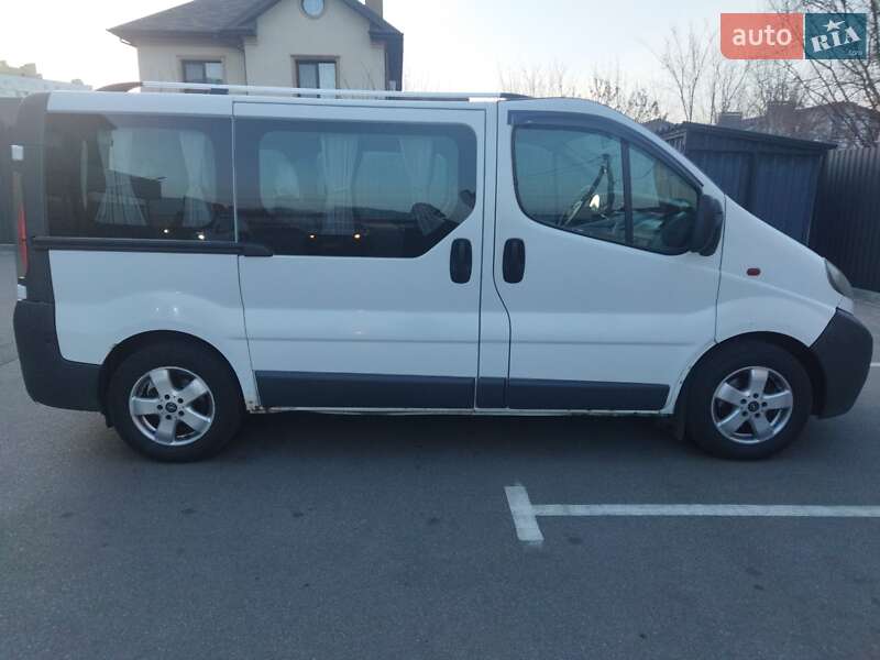 Opel Vivaro 2006