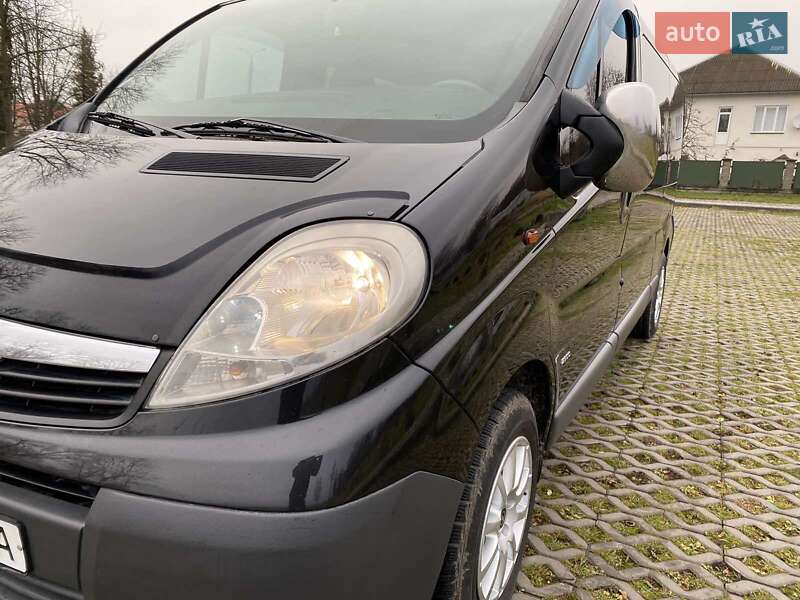 Минивэн Opel Vivaro 2008 в Коломые