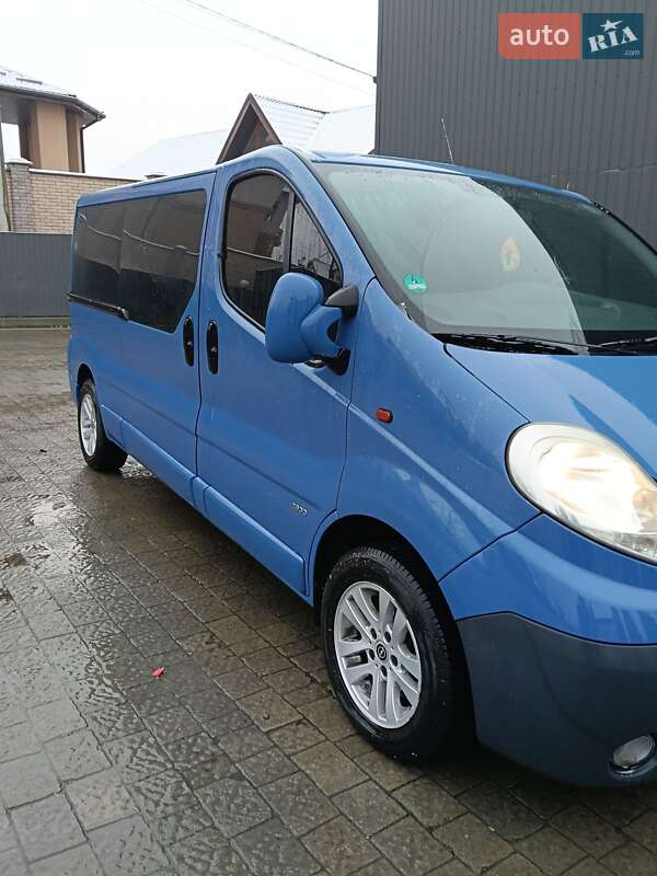 Минивэн Opel Vivaro 2011 в Ивано-Франковске фото 3 Минивэн Opel Vivaro 2011 в Ивано-Франковске