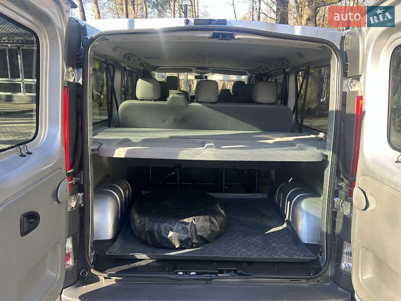 Минивэн Opel Vivaro 2014 в Луцке