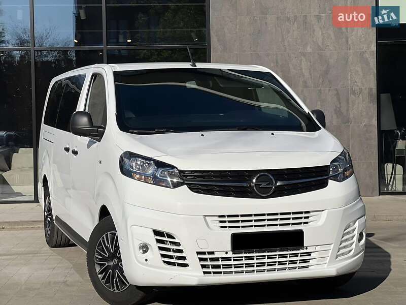 Мінівен Opel Vivaro 2019 в Ужгороді