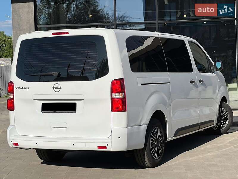 Мінівен Opel Vivaro 2019 в Ужгороді
