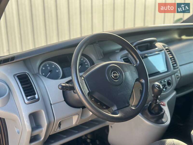 Мінівен Opel Vivaro 2008 в Дубні