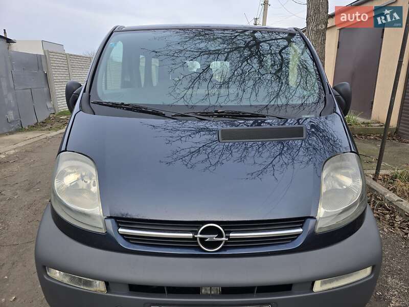 Мінівен Opel Vivaro 2006 в Запоріжжі