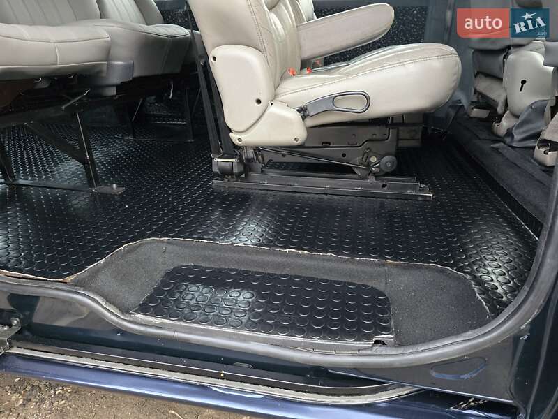 Мінівен Opel Vivaro 2006 в Запоріжжі