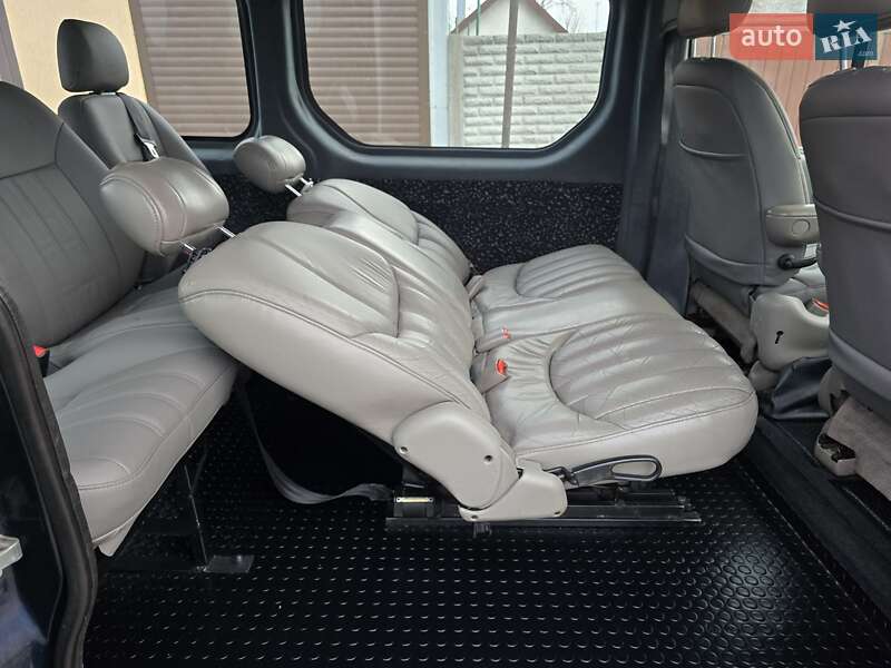 Мінівен Opel Vivaro 2006 в Запоріжжі