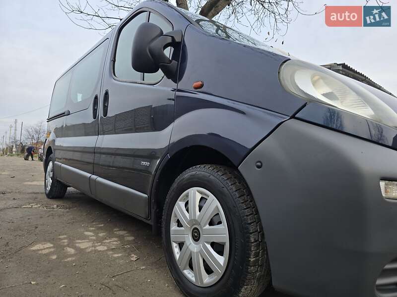 Мінівен Opel Vivaro 2006 в Запоріжжі