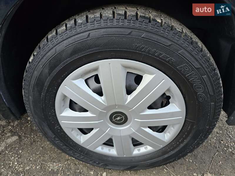 Мінівен Opel Vivaro 2006 в Запоріжжі