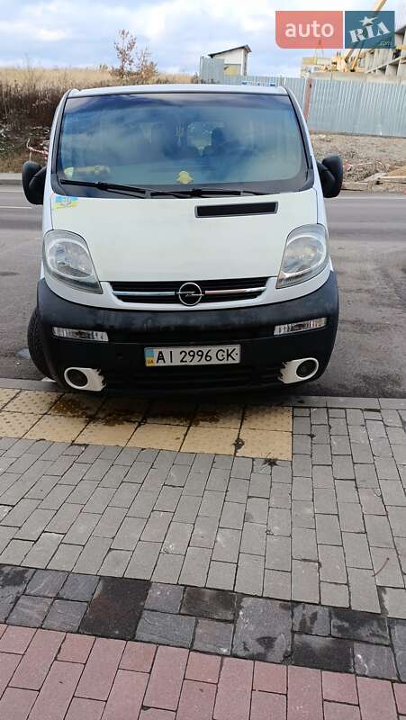 Минивэн Opel Vivaro 2002 в Ровно