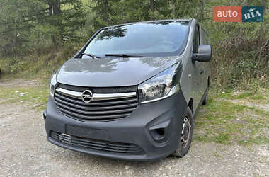 Минивэн Opel Vivaro 2015 в Ивано-Франковске