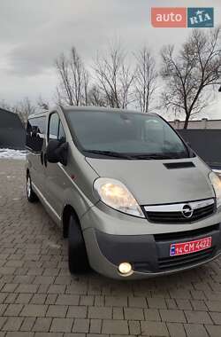 Минивэн Opel Vivaro 2014 в Бартатовом