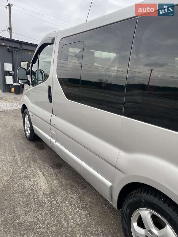 Минивэн Opel Vivaro 2007 в Буче