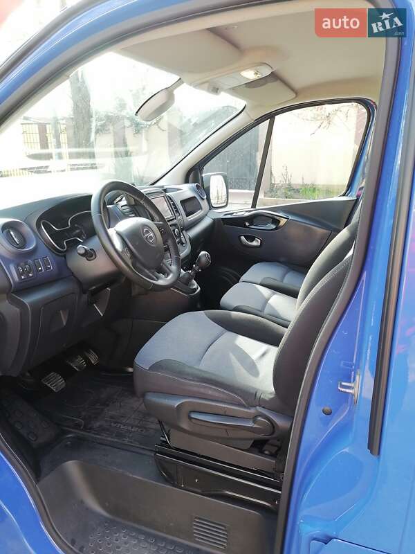 Грузовой фургон Opel Vivaro 2014 в Одессе