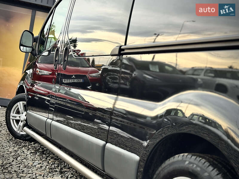 Минивэн Opel Vivaro 2012 в Стрые