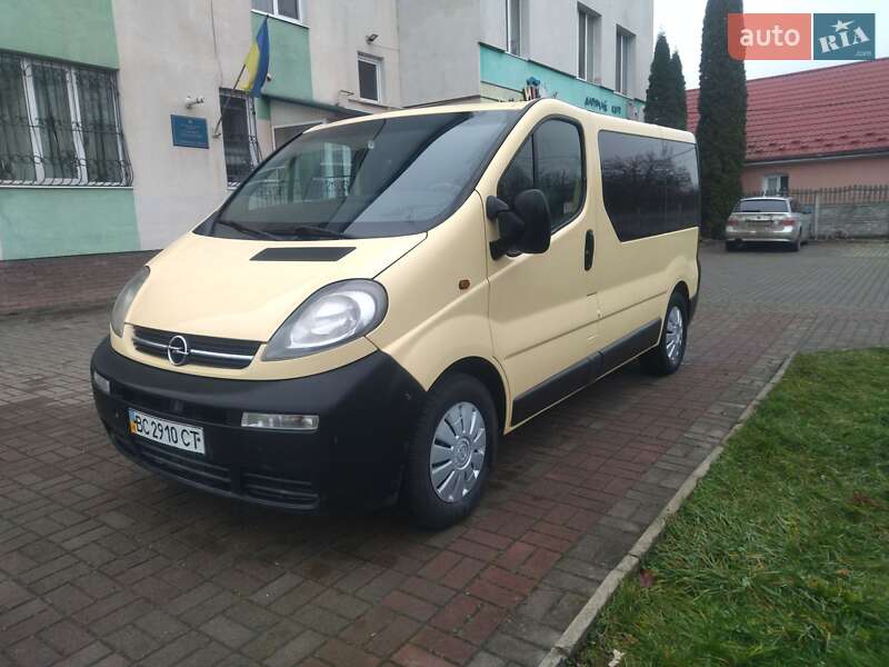 Минивэн Opel Vivaro 2004 в Луцке