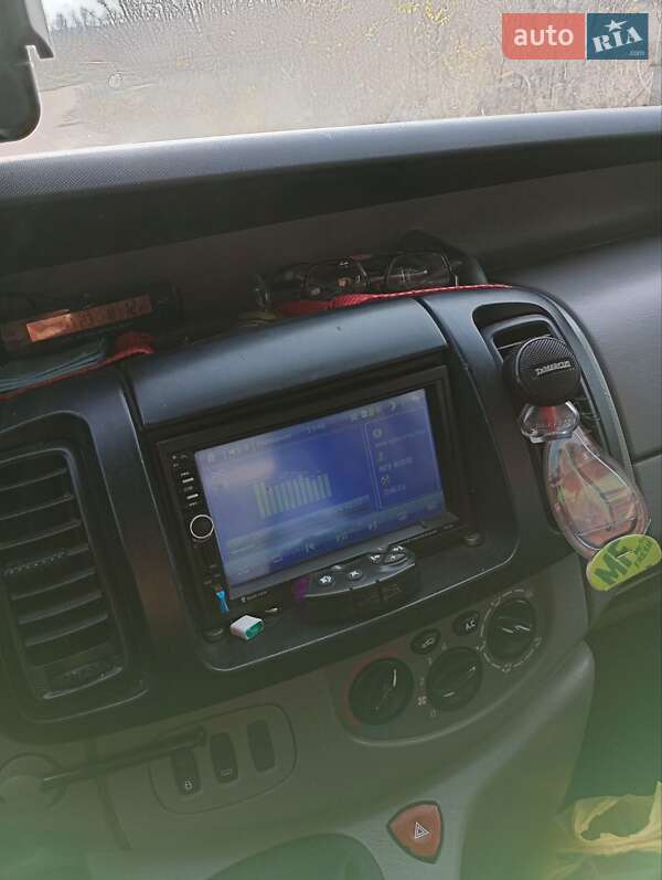 Минивэн Opel Vivaro 2007 в Новоднестровске