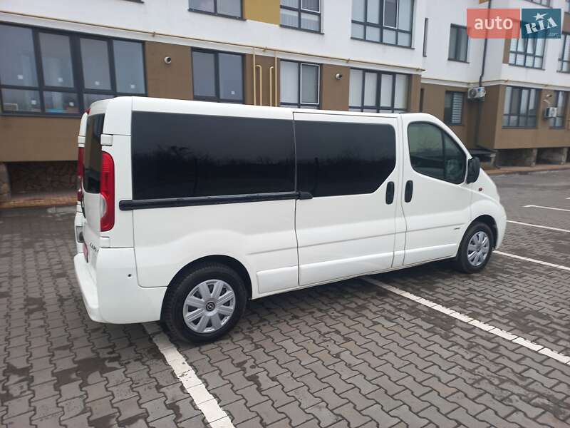 Минивэн Opel Vivaro 2010 в Ковеле